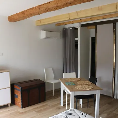 L'autan Sage Nocleg ze śniadaniem